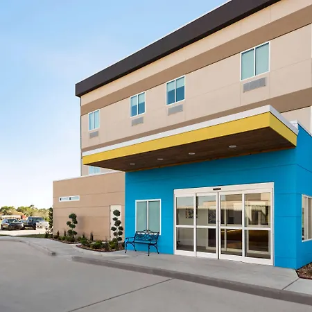 Days Inn By Wyndham Beaumont West I-10 Walden